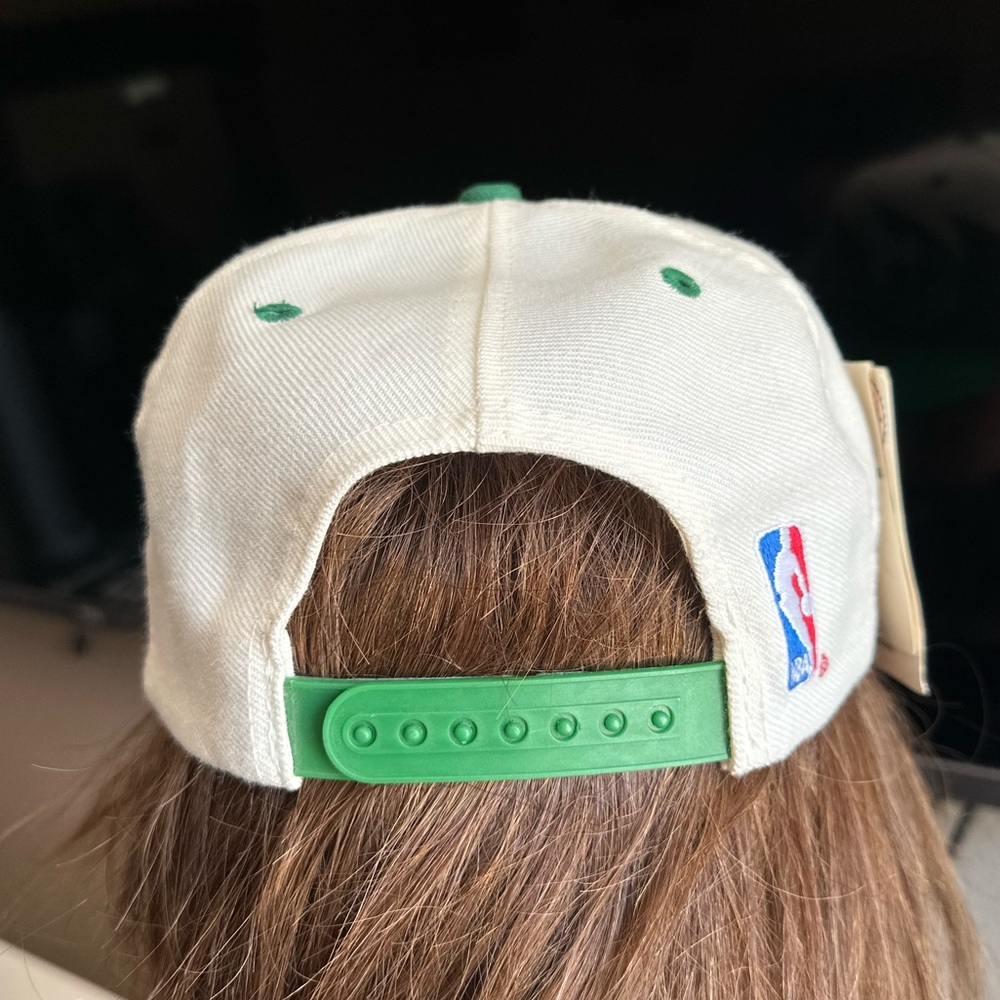 Dallas Mavericks Shark-tooth SnapBack - Picture 4 of 7